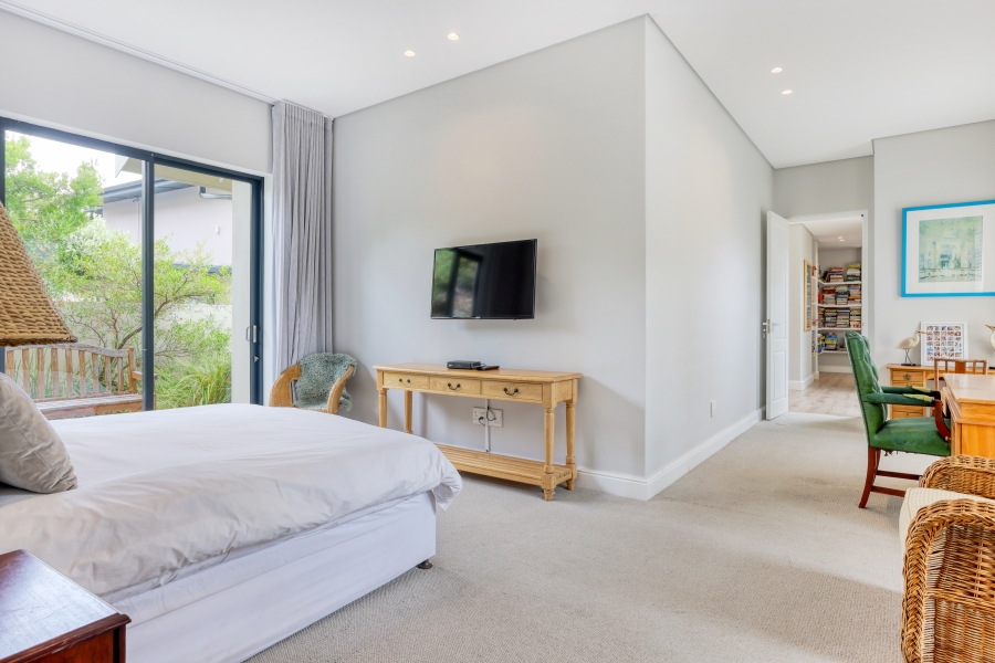 4 Bedroom Property for Sale in Stonehurst Mountain Estate Western Cape